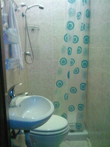 Roma Prince Inn Accommodation المظهر الخارجي الصورة
